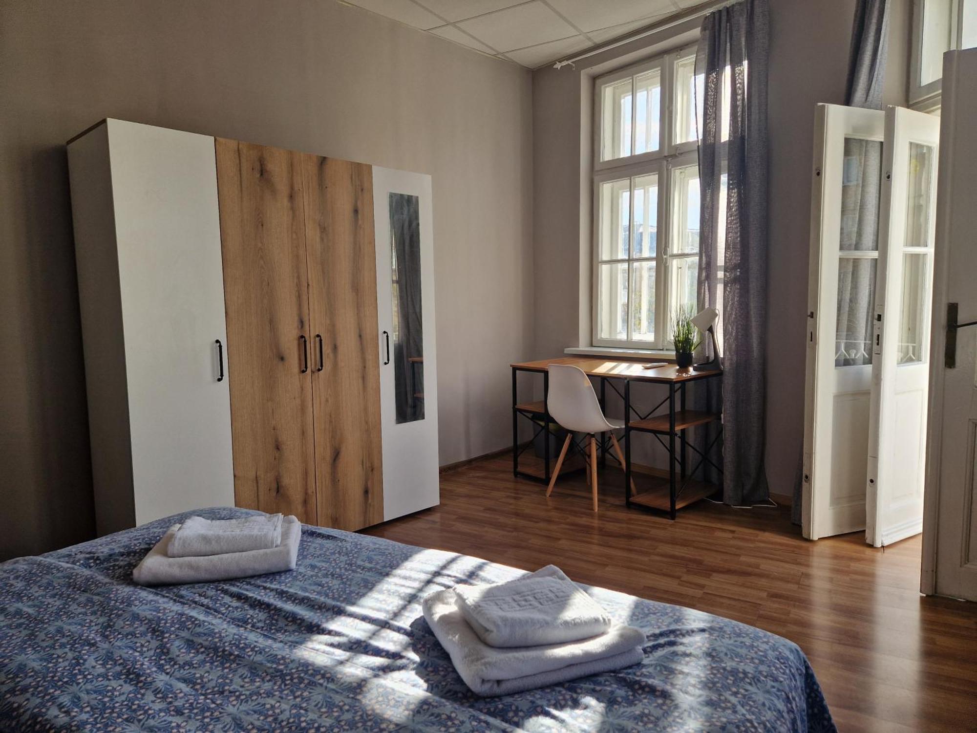 Lambo'S Corner Varna - Guest Rooms Esterno foto