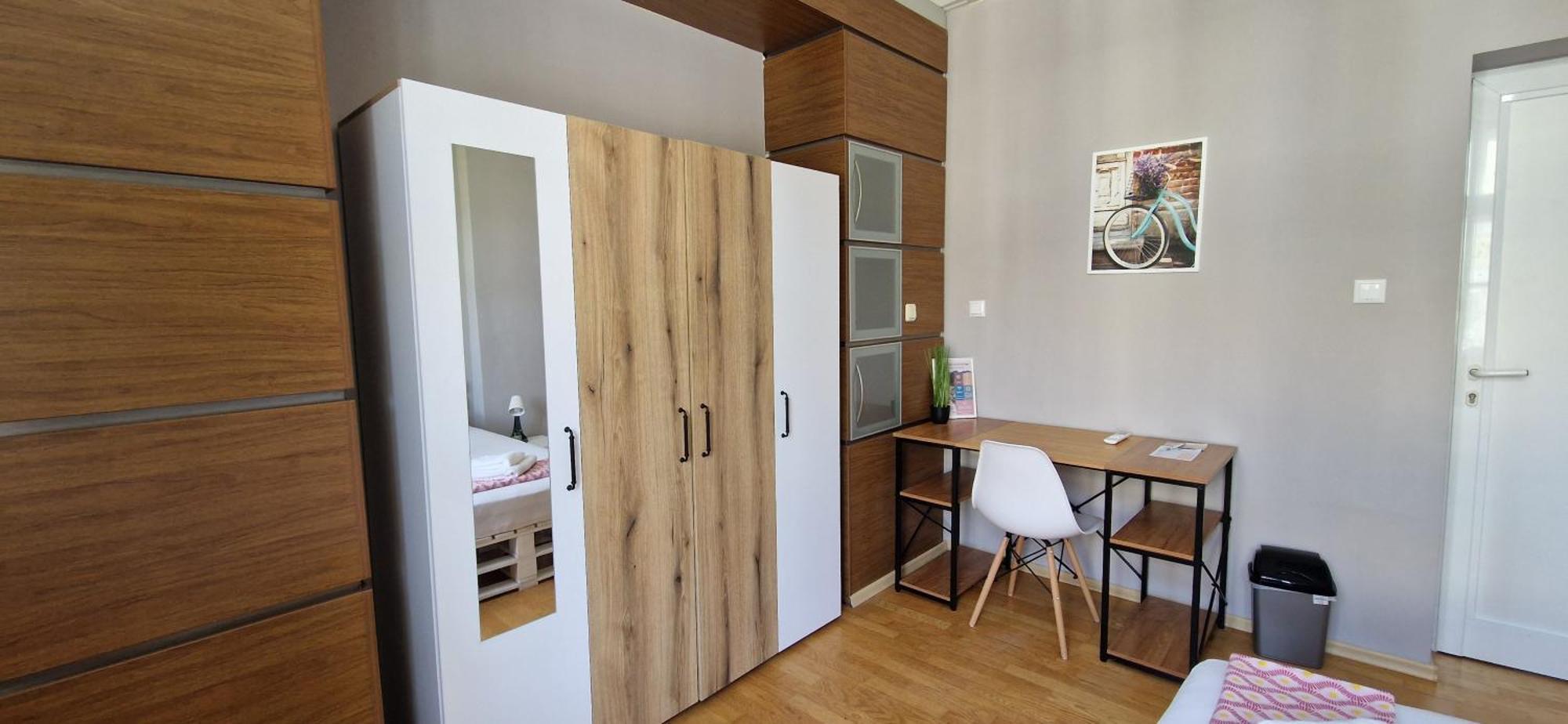Lambo'S Corner Varna - Guest Rooms Esterno foto
